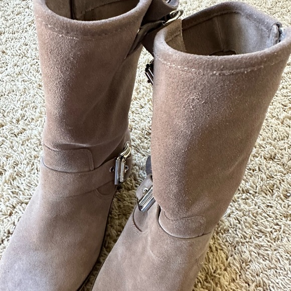 Vince, Camuto, WadeLyn suede moto boot, beige with chrome buckles, and details - Picture 7 of 7